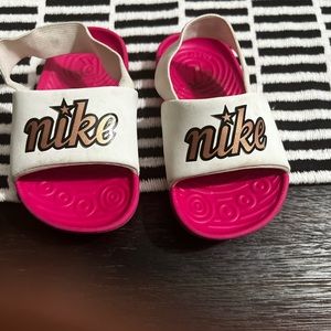 Toddler Girl Nike sandals